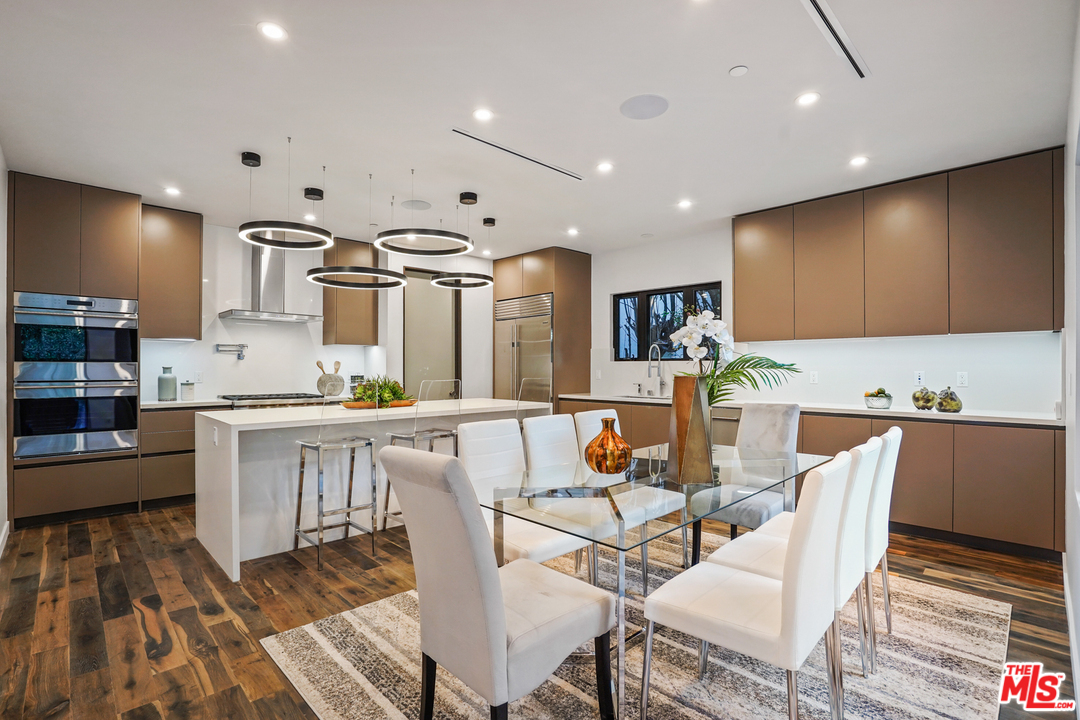 841 N Crescent Heights — image 3