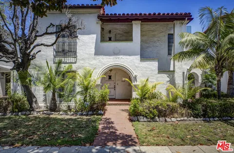 1523 Edris Dr, Los Angeles