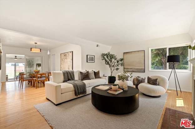 10488 Dunleer Dr — image 3